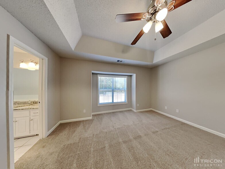 Building Photo - 3023 Ryan Rd