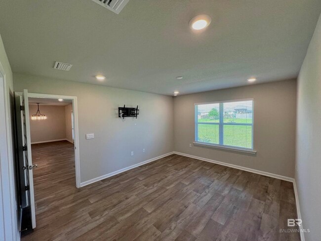 Building Photo - 23105 Shadowridge Dr