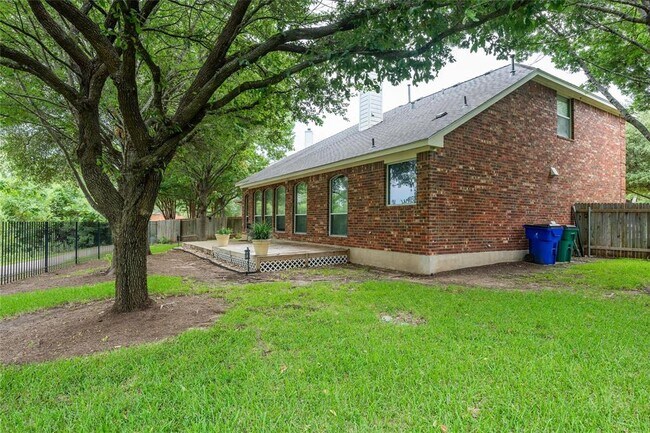 Building Photo - 1106 Camden Cove