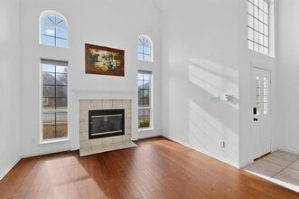 Building Photo - 636 Allen Rd