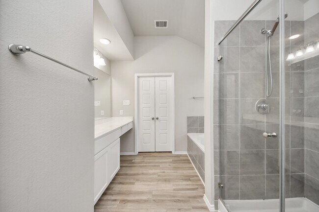 Building Photo - 6734 Scarlet Sagebrush St