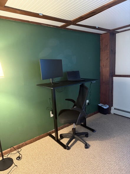 Building Photo - 15 Emeritus St