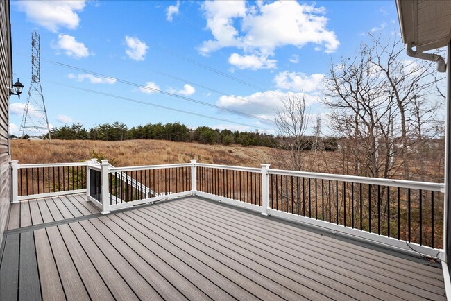 Building Photo - 3 Bed 3 Bath in 55+ Four Seasons Dumfries, VA