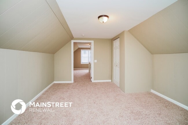 Building Photo - 2231 Dartmouth Ave