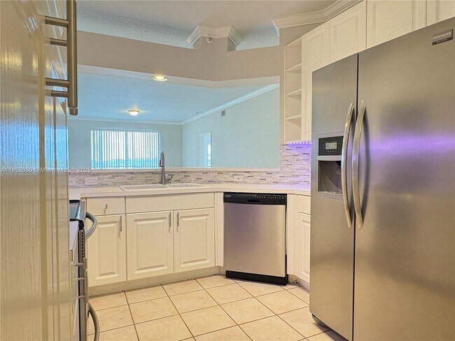 Primary Photo - 10730 NW 66th St