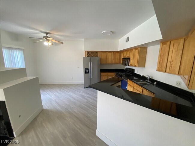 Building Photo - 8400 W Charleston Blvd