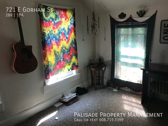 Building Photo - 721 E Gorham St