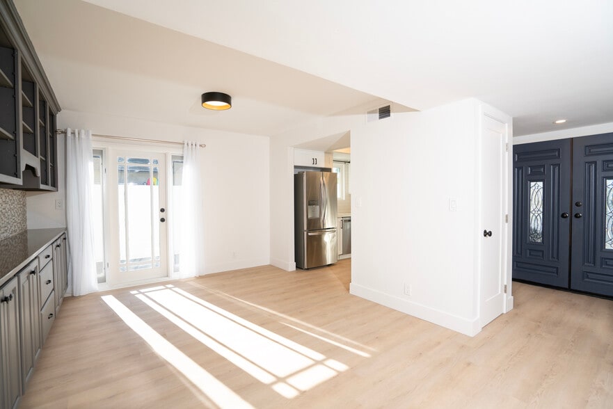 Building Photo - 522 17th St