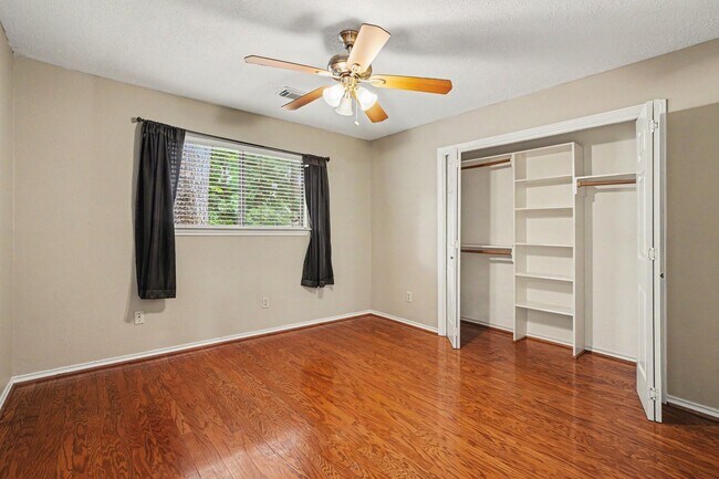 Building Photo - 14707 Treborway Dr