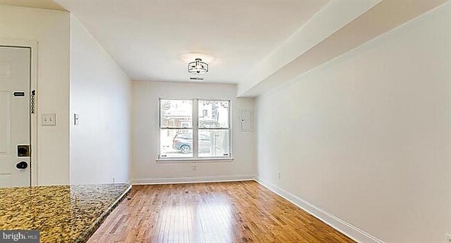 Building Photo - 1324 N Hancock St