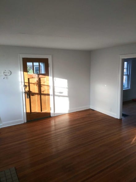 Building Photo - 1614 Andover Rd