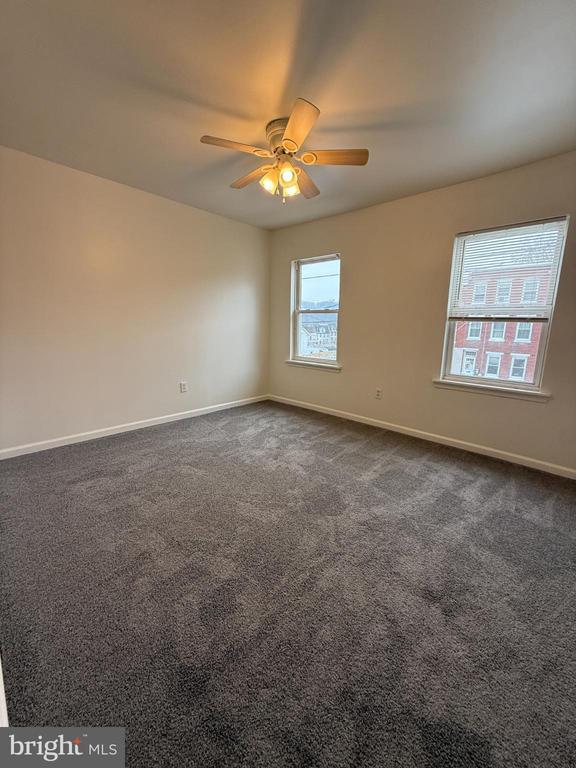 Building Photo - 248 E 6th Ave