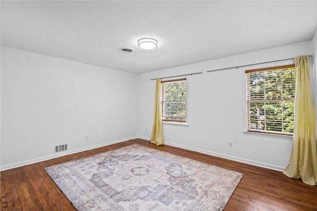 Building Photo - 5291 Manhasset Cove
