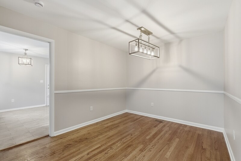 Building Photo - 752 Ticonderoga Ave