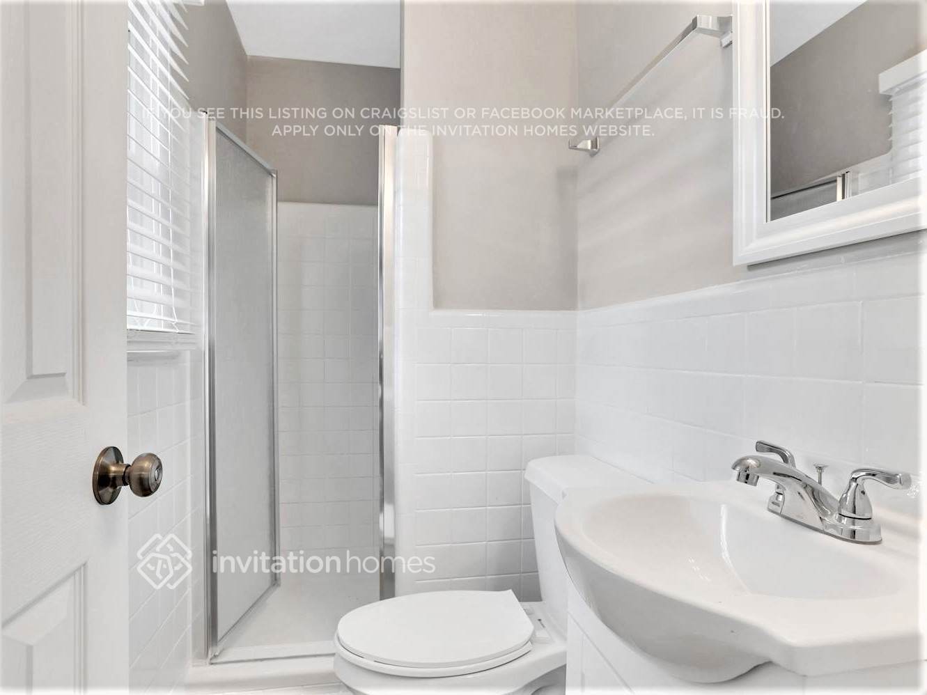 Building Photo - 2813 Battlecrest Dr