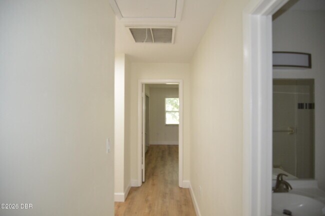 Building Photo - 175 Yorktowne Dr