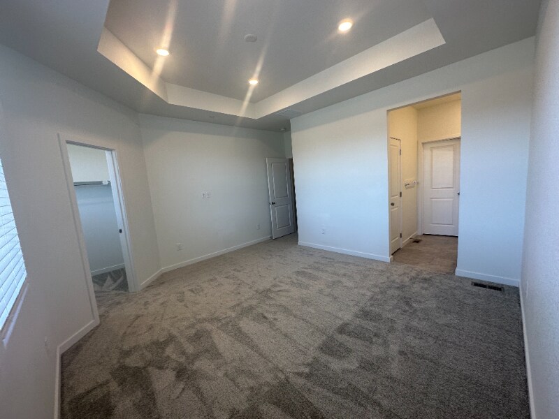 Building Photo - 4390 Timnath Pkwy