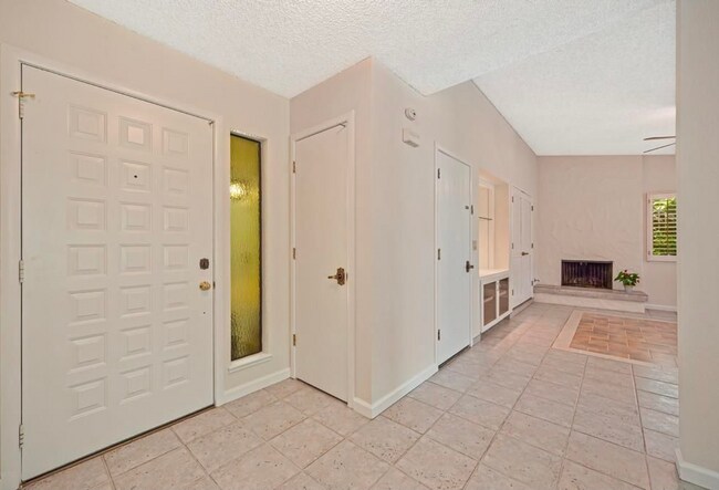 Building Photo - Beautiful 3-Bedroom Home in North Auburn's Sierra Foothills