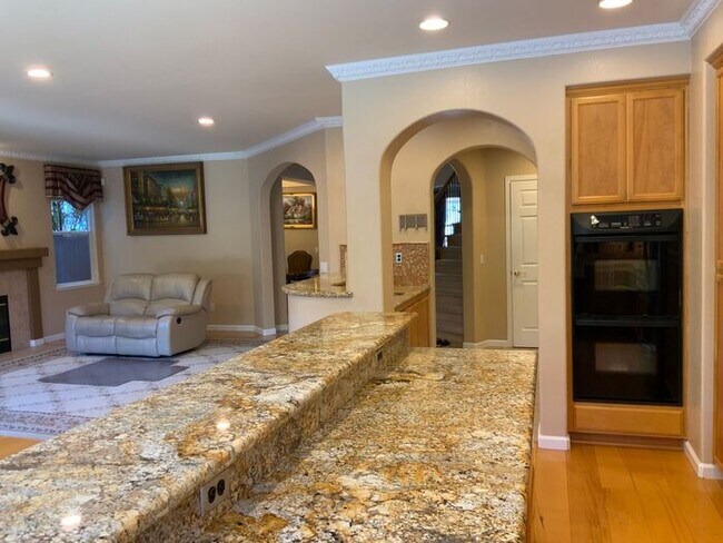 Building Photo - Sky Hawks finest just became available