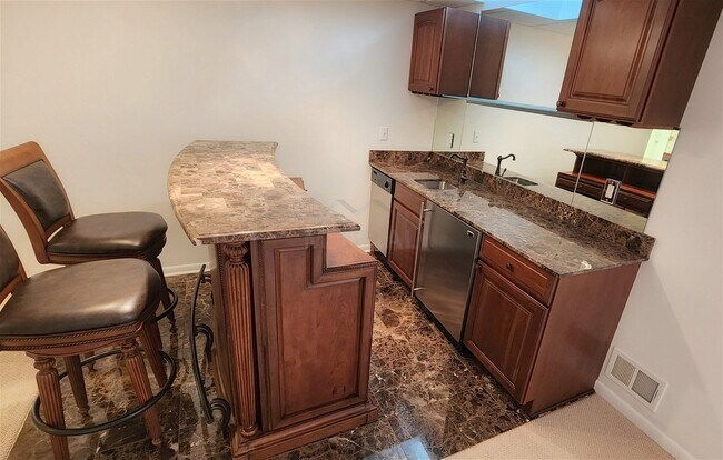 Building Photo - 29157 Hemingway Dr