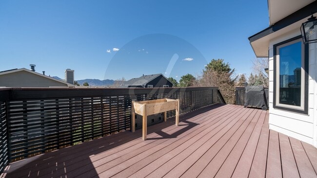 Building Photo - Remodeled Gem in Briargate