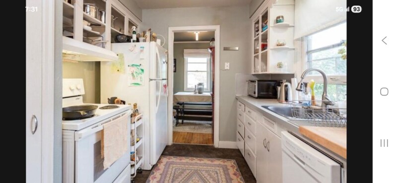 Building Photo - 1205 NE Killingsworth St