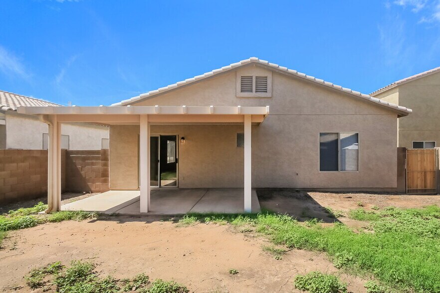 Building Photo - 751 E Horizon Heights Dr