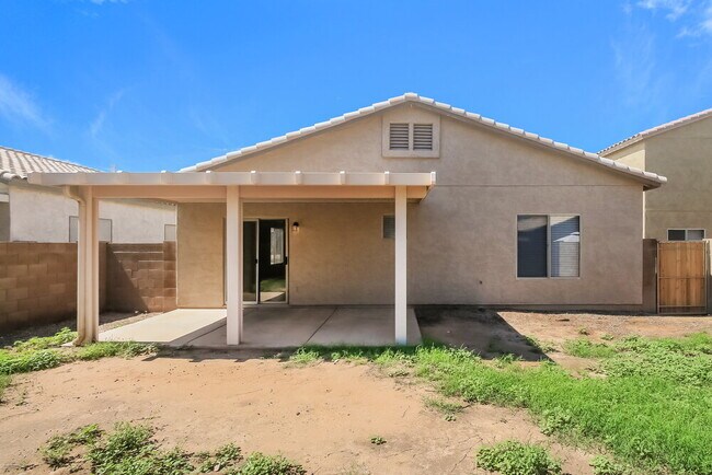 Building Photo - 751 E Horizon Heights Dr