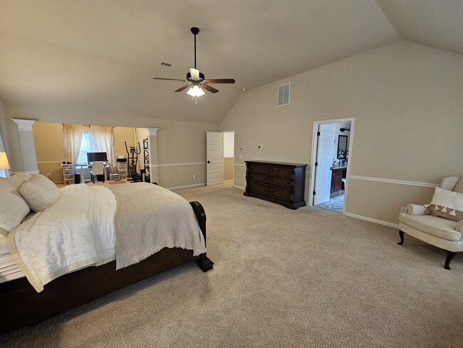 Building Photo - 202 Ermon Ct