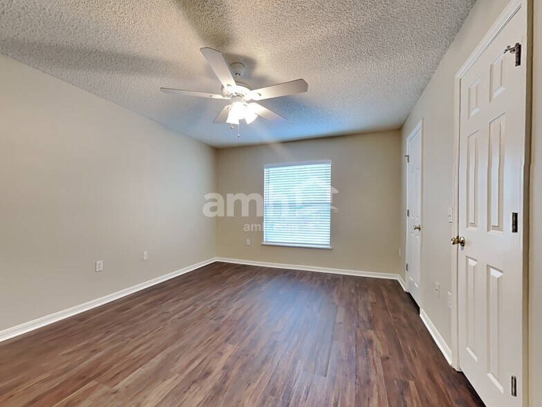 Building Photo - 7078 Shady Pine Ct