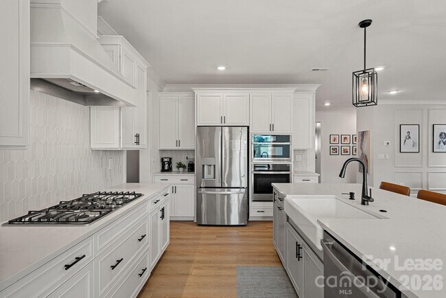 Building Photo - 8604 Bridgegate Dr