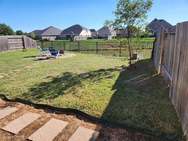 Building Photo - 119 Covington Ct