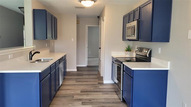 Building Photo - 2714 Kernville Dr