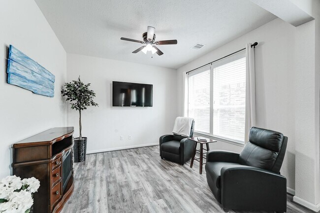 Building Photo - 1502 Wheatley Hill Ln
