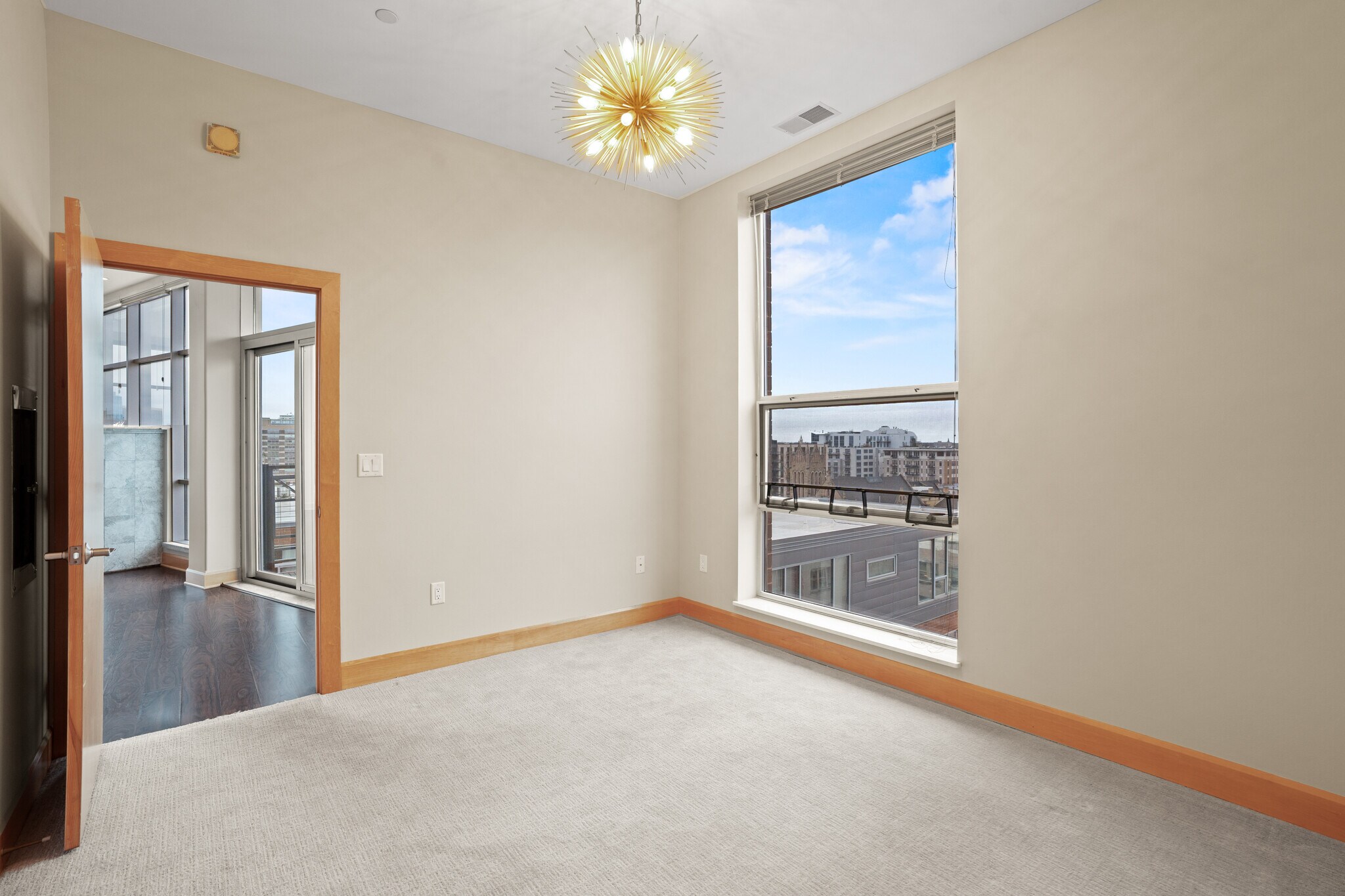 3rd Bedroom - 1111 N Marshall St