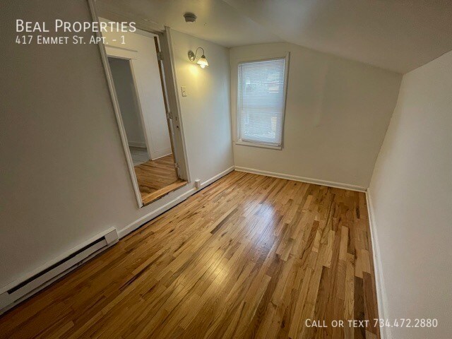 Building Photo - 417 Emmet St