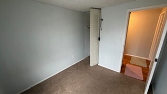 Building Photo - 3886 Farm Brook Ln