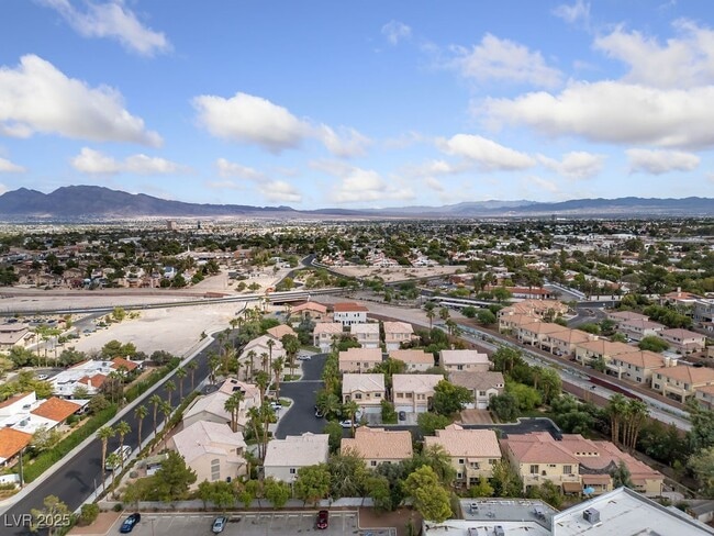 Building Photo - 3530 Shelome Ct