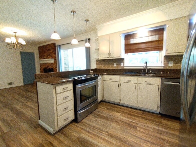 Building Photo - 3175 Galangale Way