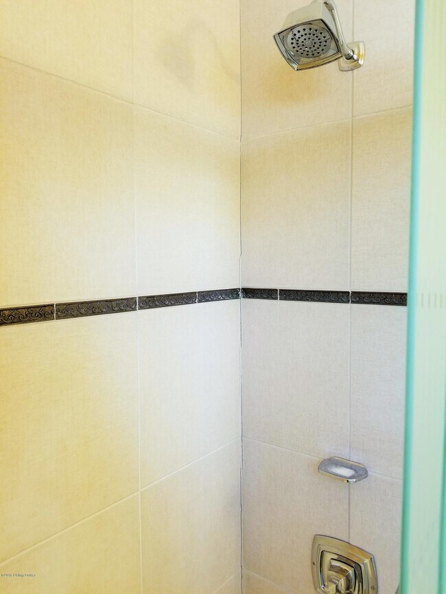 Building Photo - 8203 Camberley Dr