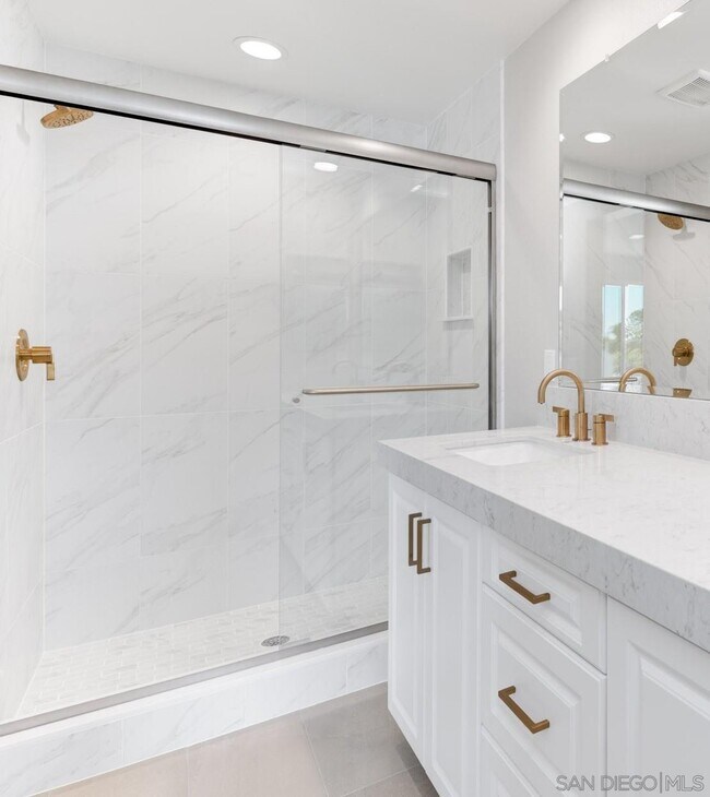 Building Photo - 2540 Chamomile Ln
