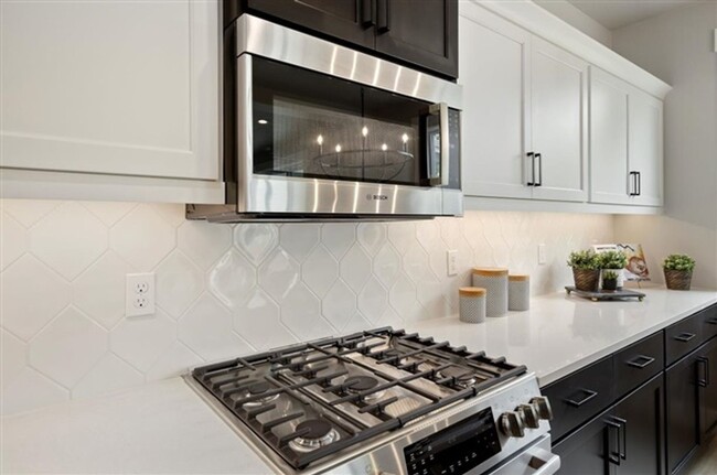 Building Photo - BRAND NEW HOME!!  4 Bedrooms, 3 Baths, Large Open Floor Plan!  Perfect Location, Must See!