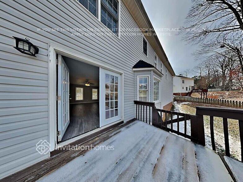 Building Photo - 205 Crossfire Rd