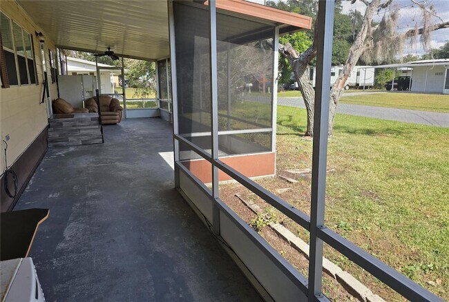 Building Photo - 1634 Dolphin Dr