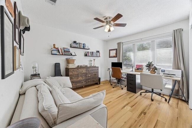 Building Photo - 1712 Hamilton St