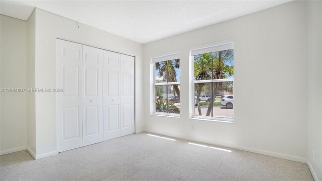 Building Photo - 1064 Cedar Falls Dr