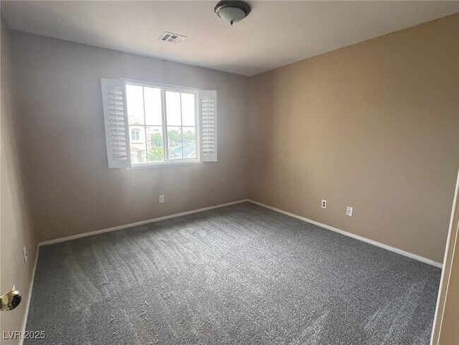 Building Photo - 1696 Sabatini Dr