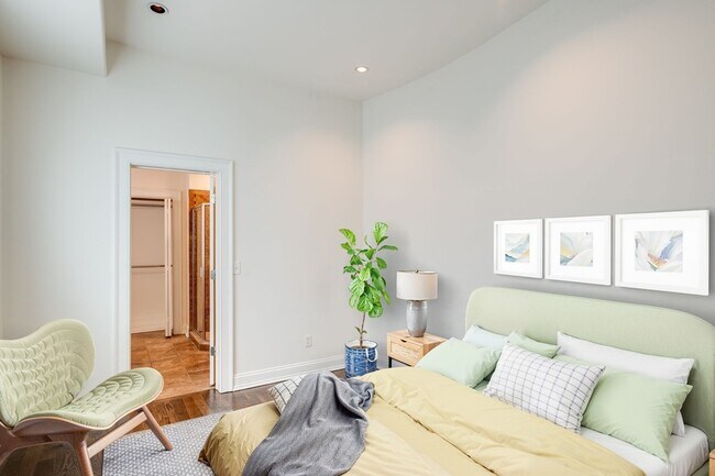 Building Photo - 2905 Parthenon Ave