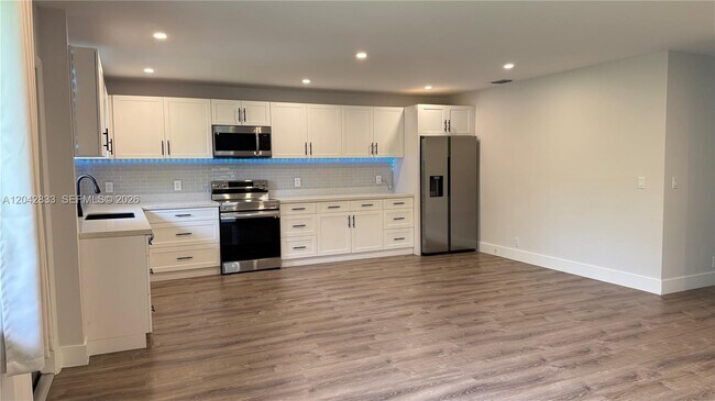 Building Photo - 10751 SW 48th St