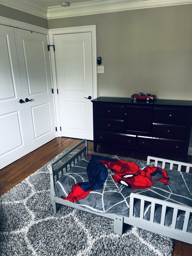 Building Photo - 204 Dorset Way